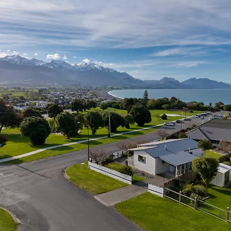Location With Ocean And Mountain Views Villa Kaikoura Exterior photo
