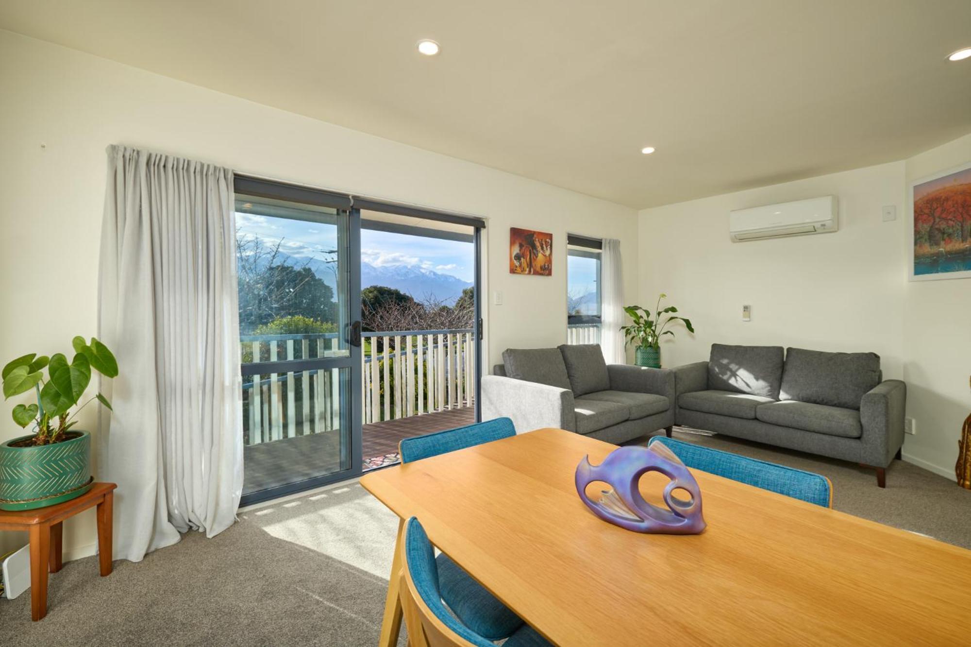 Location With Ocean And Mountain Views Kaikoura